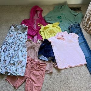 Lot of clothes for girls